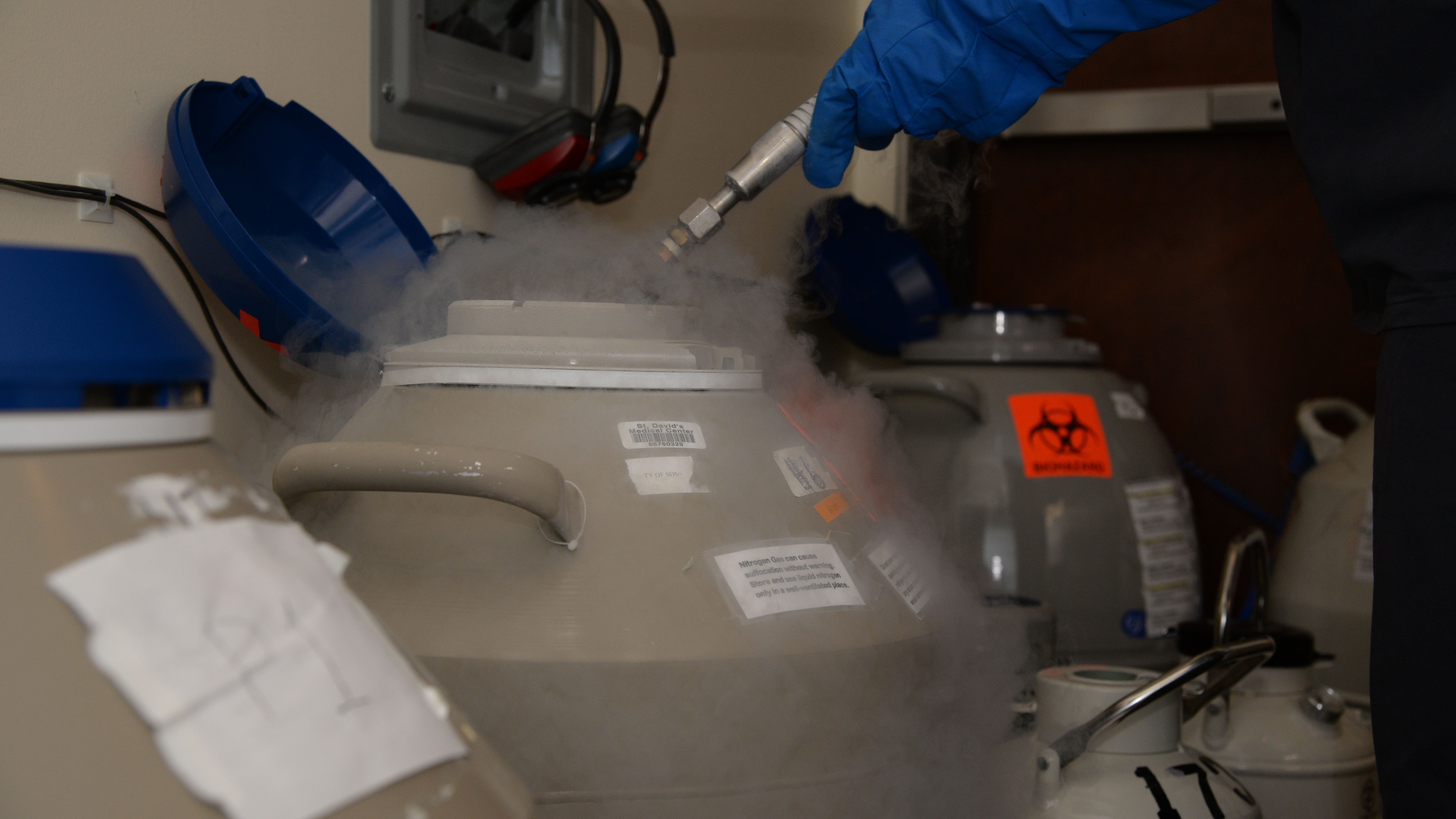 IVF cryopreservation laboratory with liquid nitrogen storage